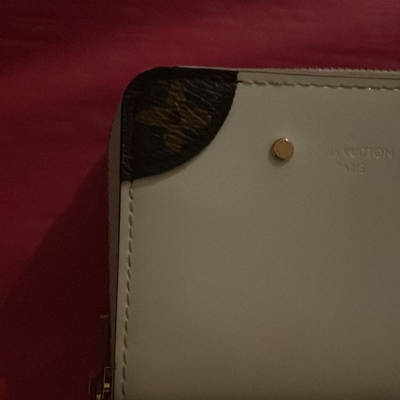 LOUIS VUITTON Patent Miroir Venice Zippy Card Wallet π€ - Picture 6 of 16